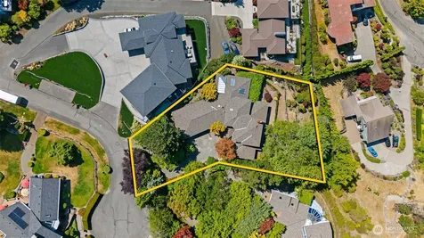 30 Silver Beach Drive Steilacoom WA 98388