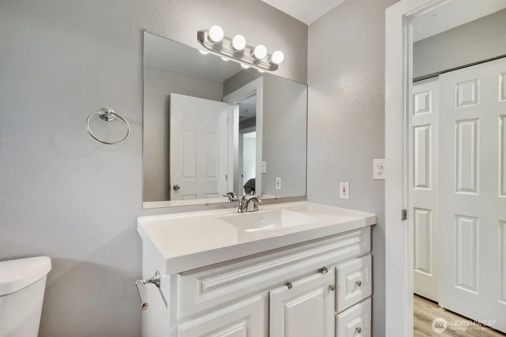 18608 SE 265th Street Covington WA 98042