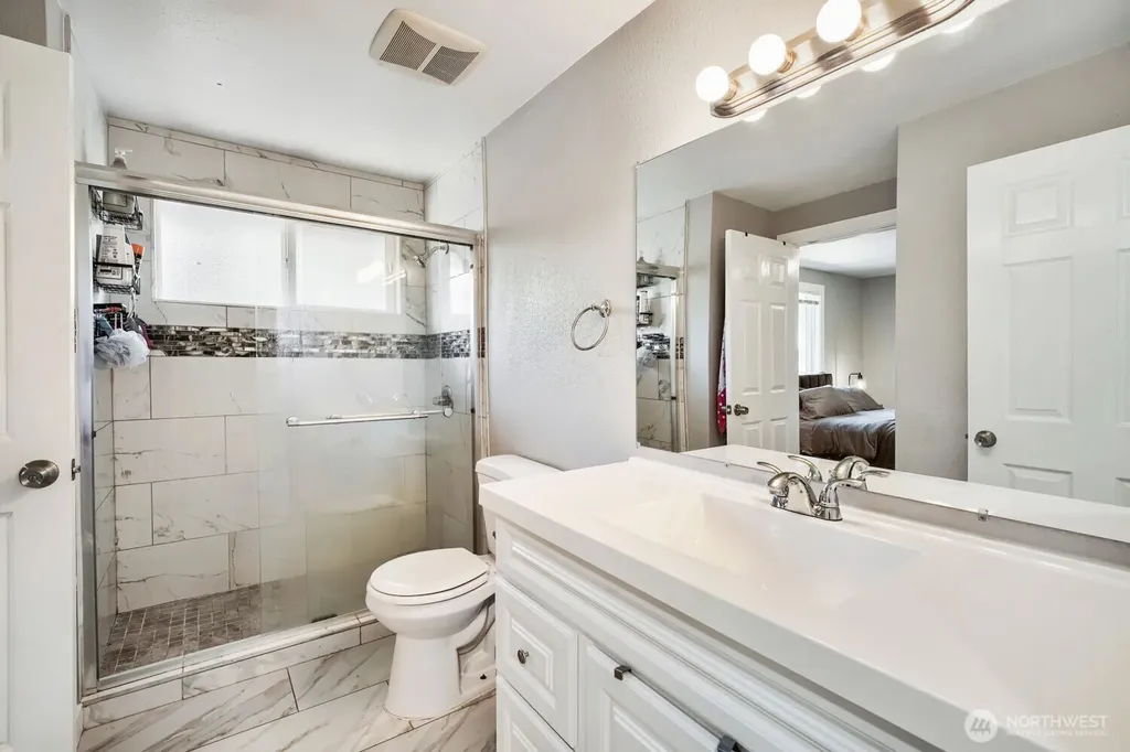 18608 SE 265th Street Covington WA 98042