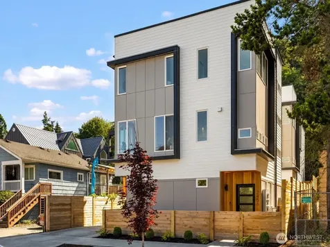 2456 55th Avenue SW Seattle WA 98116