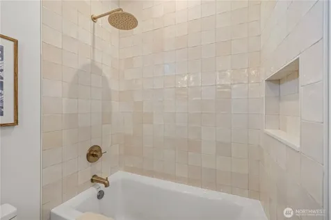 2456 55th Avenue SW Seattle WA 98116