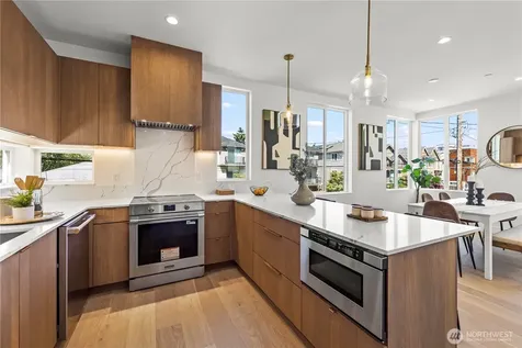 2456 55th Avenue SW Seattle WA 98116