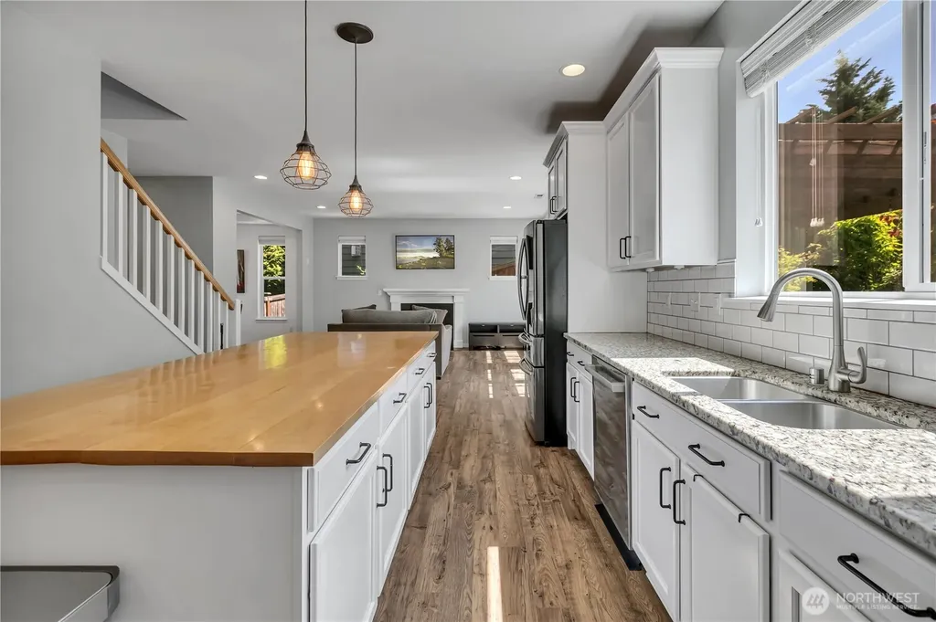 3924 Highlands Boulevard Puyallup WA 98372