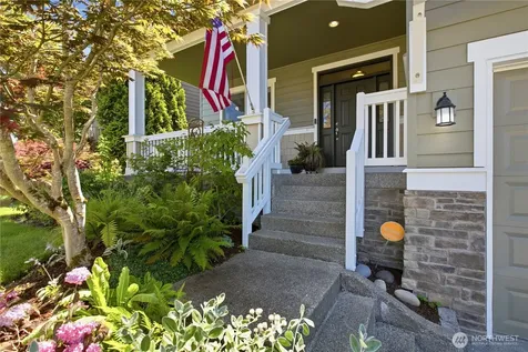 3924 Highlands Boulevard Puyallup WA 98372