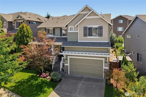 3924 Highlands Boulevard Puyallup WA 98372