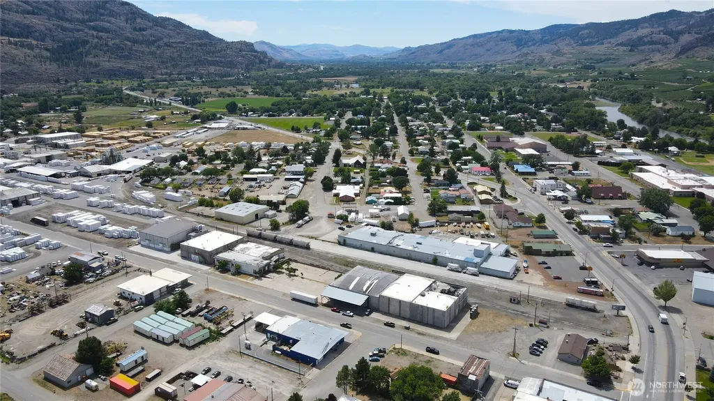602 Appleway Street Oroville WA 98844
