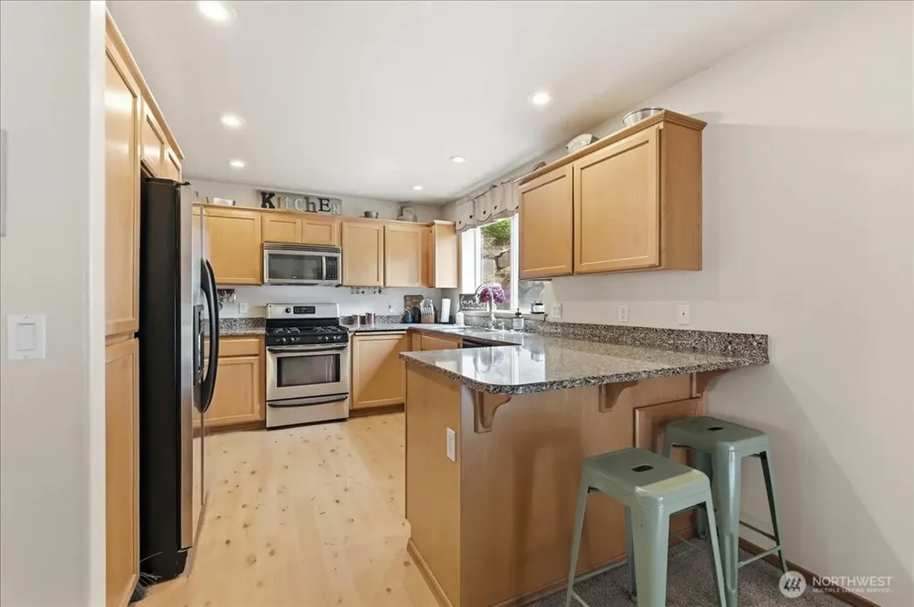 310 Fife Way Milton WA 98354