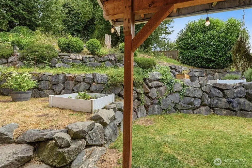 310 Fife Way Milton WA 98354