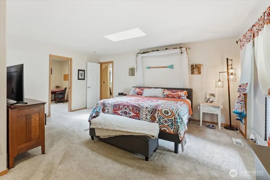 310 Fife Way Milton WA 98354