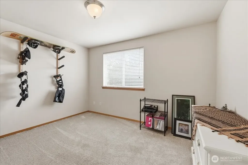 310 Fife Way Milton WA 98354