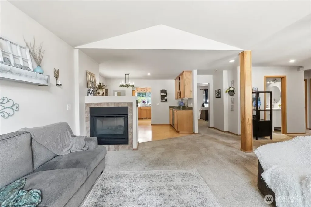 310 Fife Way Milton WA 98354