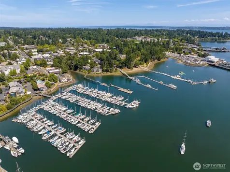 141 Parfitt Way SW Bainbridge Island WA 98110