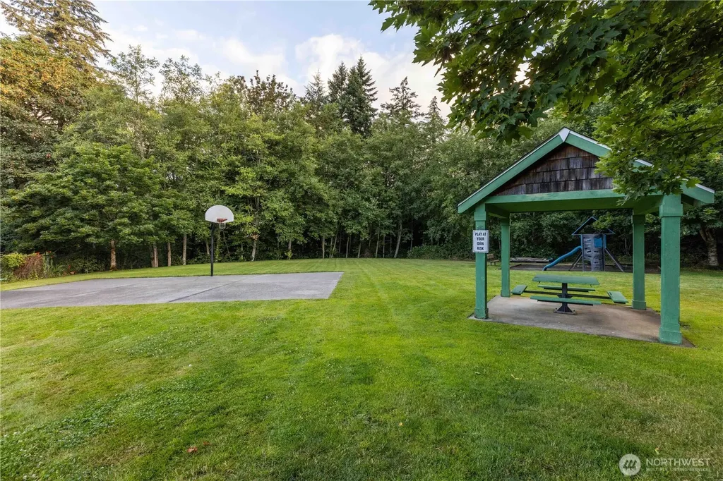 5776 Gateway Lane NE Bremerton WA 98311