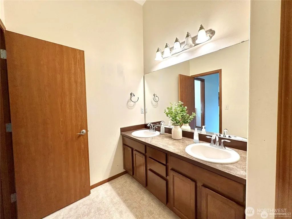2727 Jackson Lake Road Kpn NW Lakebay WA 98349