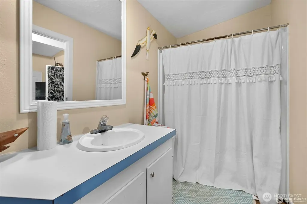 2727 Jackson Lake Road Kpn NW Lakebay WA 98349