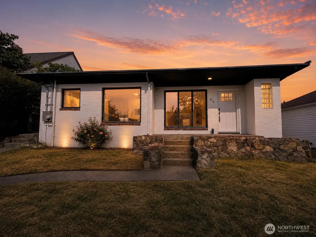 314 Bryan Avenue Bremerton WA 98312