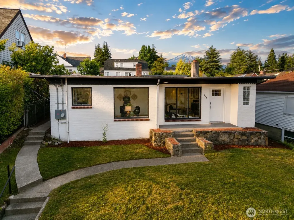 314 Bryan Avenue Bremerton WA 98312