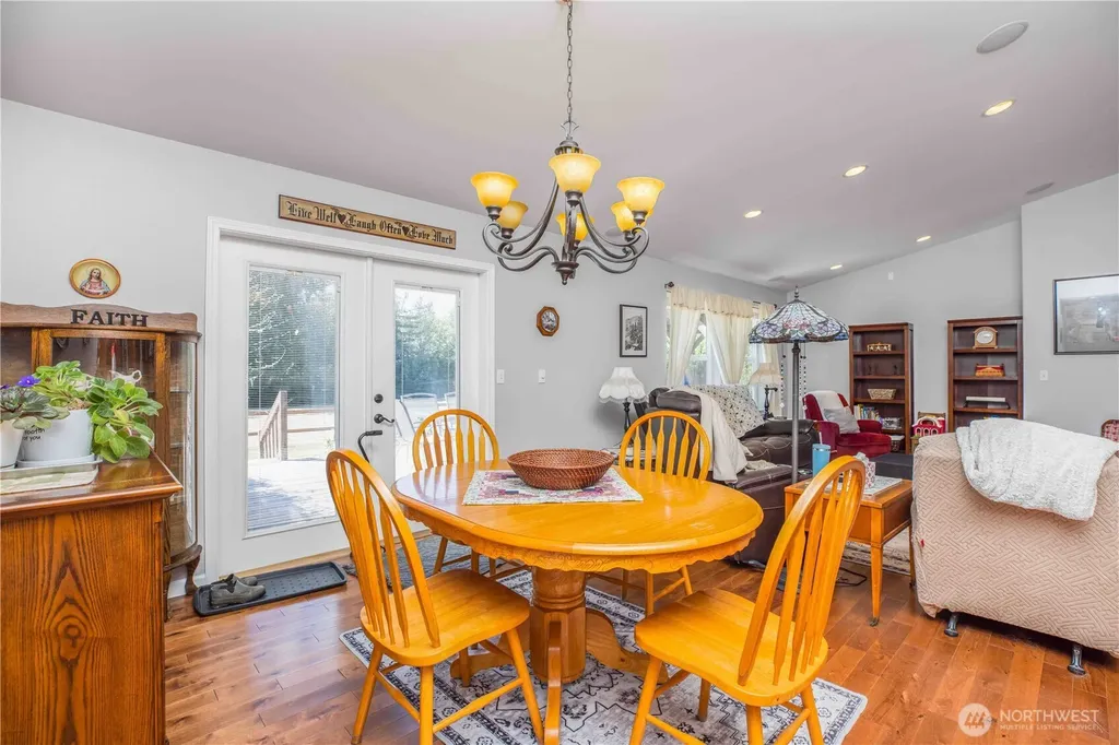 20851 Stottlemeyer Road NE Poulsbo WA 98370