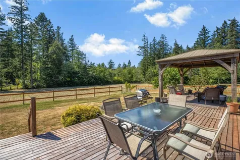 20851 Stottlemeyer Road NE Poulsbo WA 98370