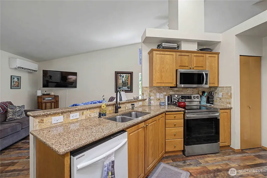 20877 Stottlemeyer Road NE Poulsbo WA 98370