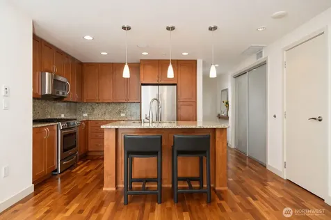 10650 NE 9th Place Bellevue WA 98004