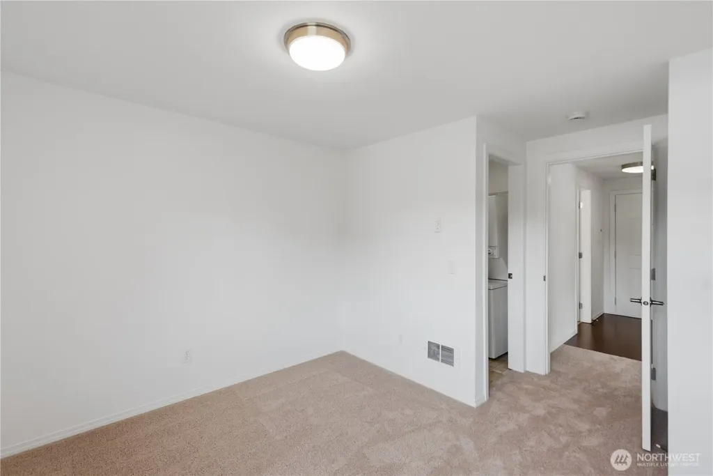 14300 32nd Avenue NE Seattle WA 98125