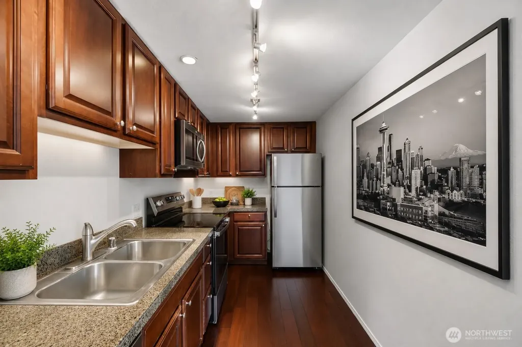 14300 32nd Avenue NE Seattle WA 98125