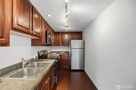 14300 32nd Avenue NE Seattle WA 98125