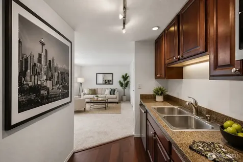 14300 32nd Avenue NE Seattle WA 98125