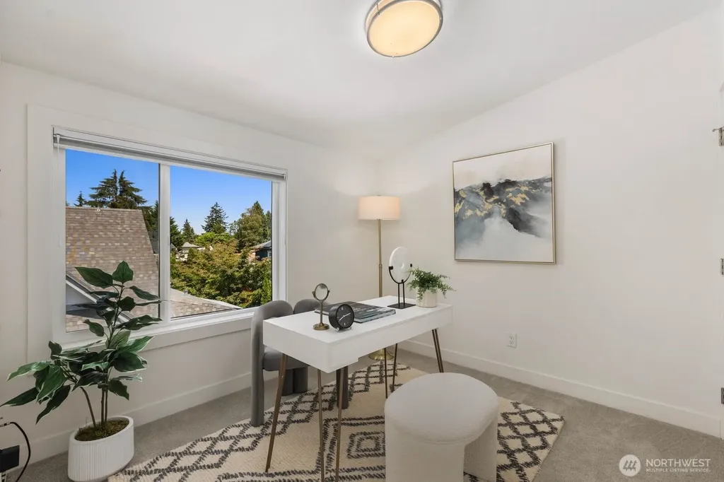 10240 40th Avenue SW Seattle WA 98146