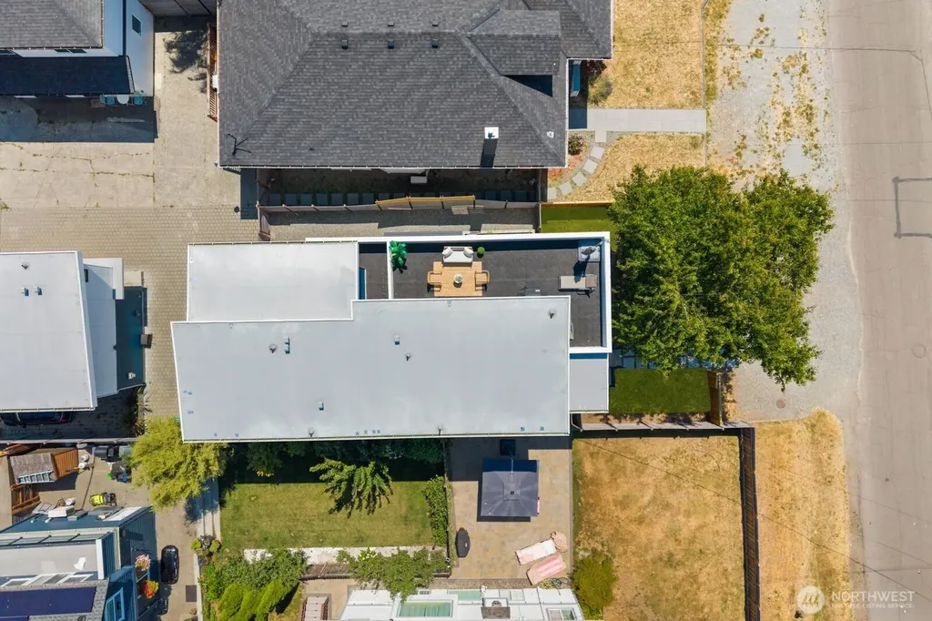 10240 40th Avenue SW Seattle WA 98146
