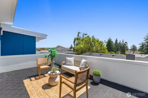10240 40th Avenue SW Seattle WA 98146
