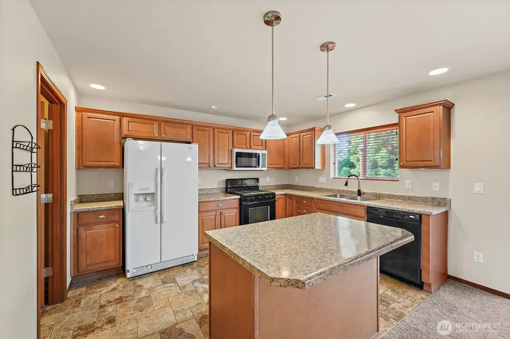 1413 177th Street E Spanaway WA 98387
