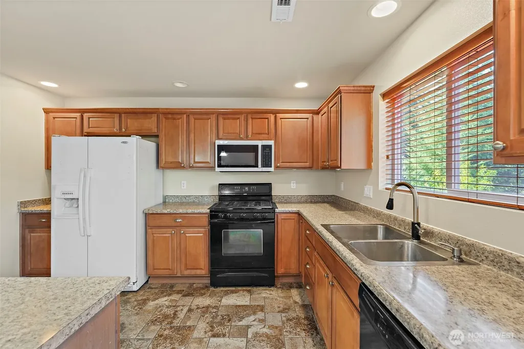 1413 177th Street E Spanaway WA 98387
