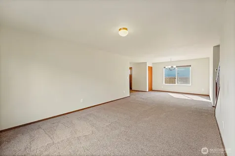 1413 177th Street E Spanaway WA 98387