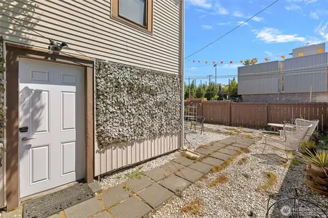 1225 E Jefferson Street Seattle WA 98122