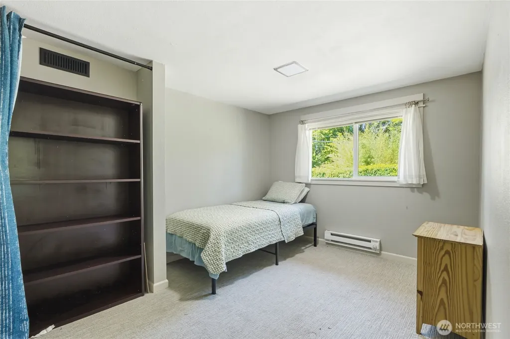 4766 Erlands Point Road NW Bremerton WA 98312