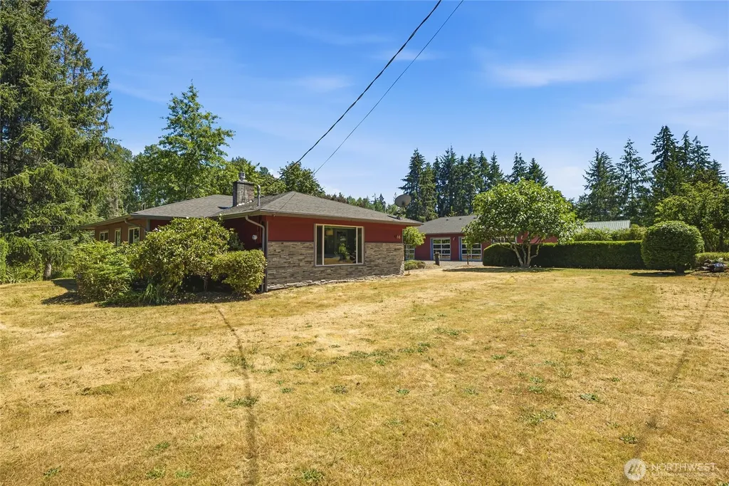 4766 Erlands Point Road NW Bremerton WA 98312