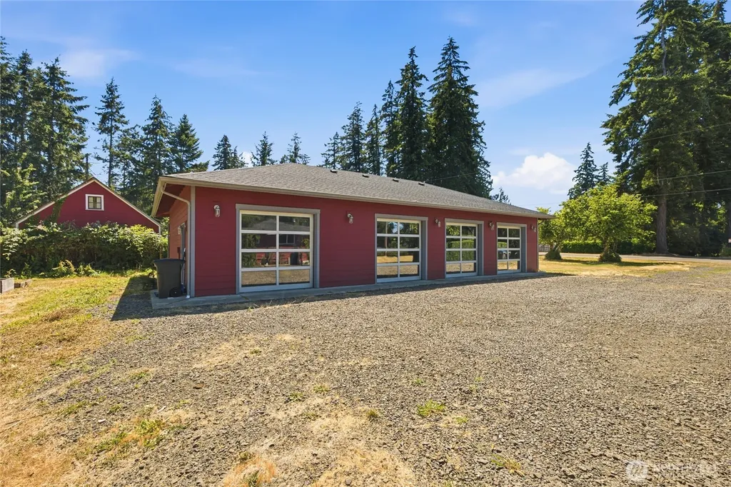 4766 Erlands Point Road NW Bremerton WA 98312