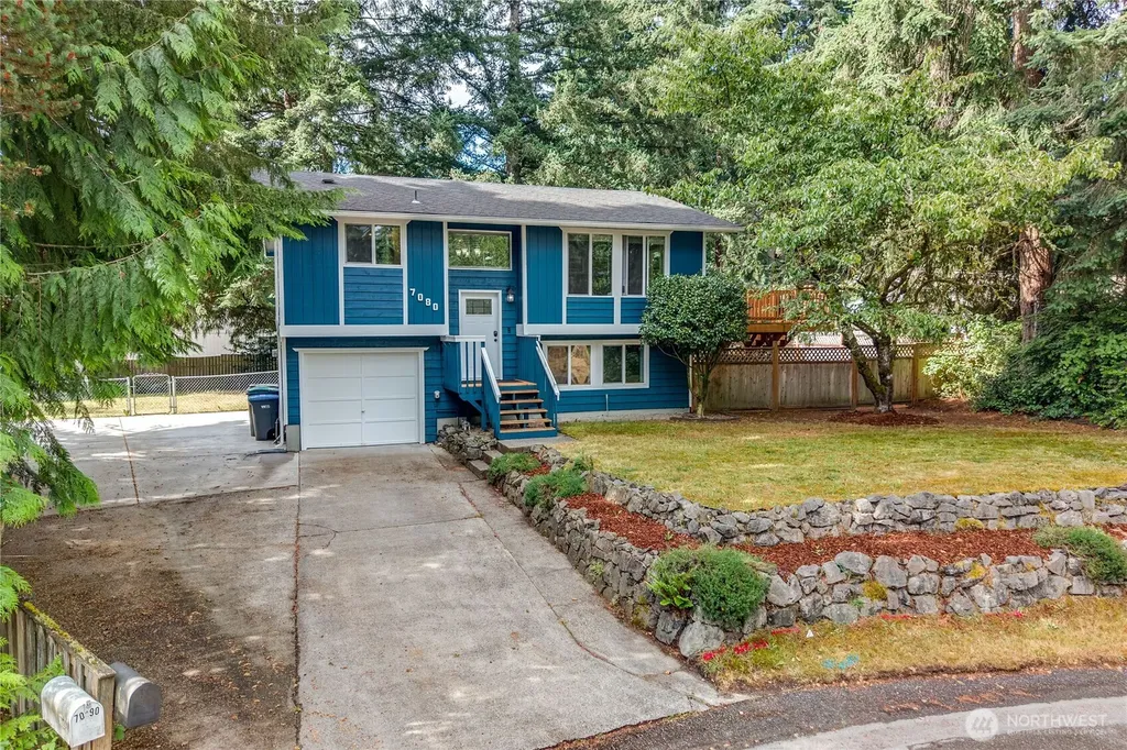 7080 E Cascade Court Port Orchard WA 98366