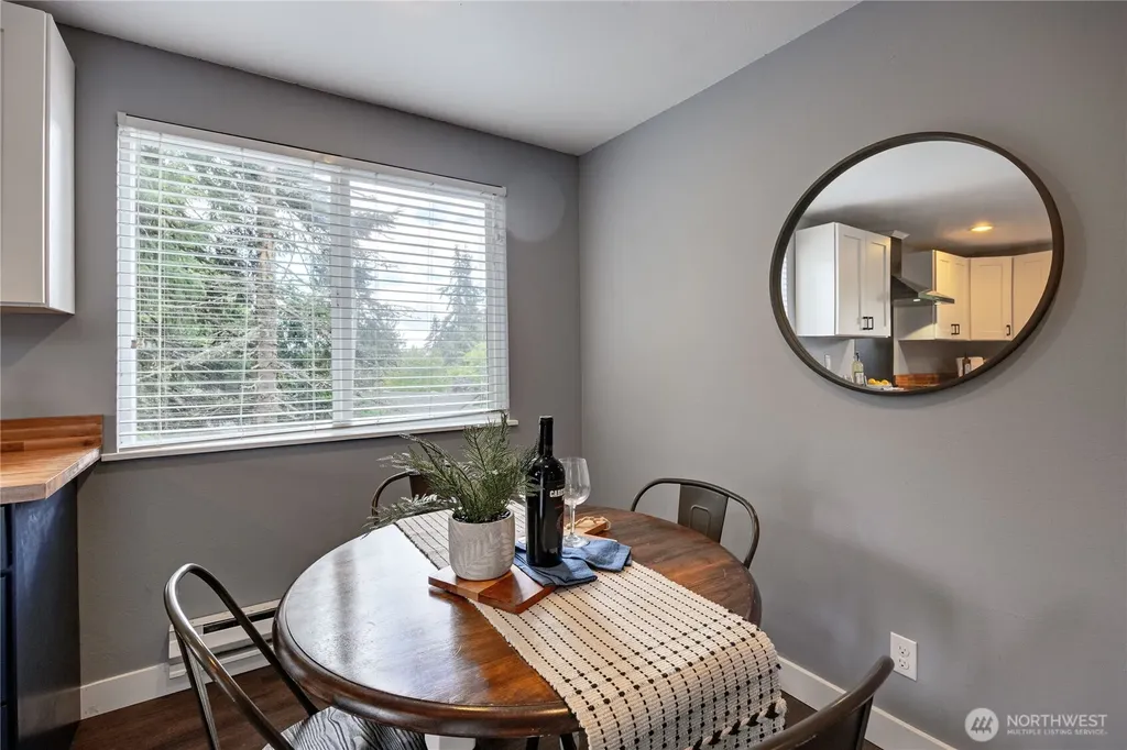 7080 E Cascade Court Port Orchard WA 98366