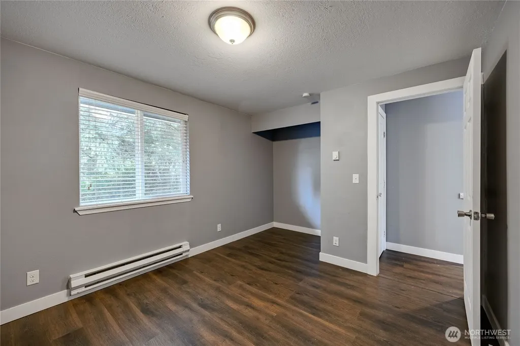 7080 E Cascade Court Port Orchard WA 98366