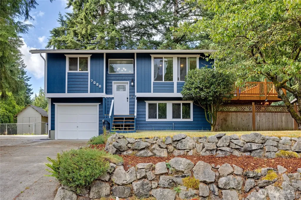 7080 E Cascade Court Port Orchard WA 98366