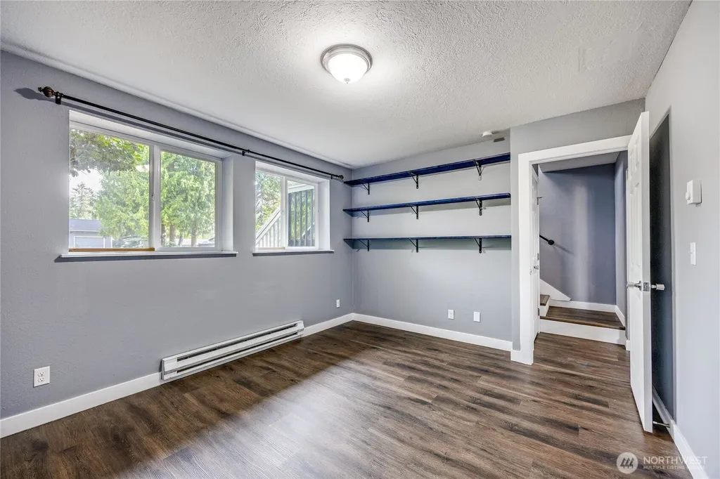 7080 E Cascade Court Port Orchard WA 98366