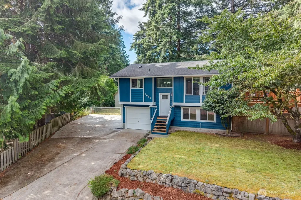 7080 E Cascade Court Port Orchard WA 98366