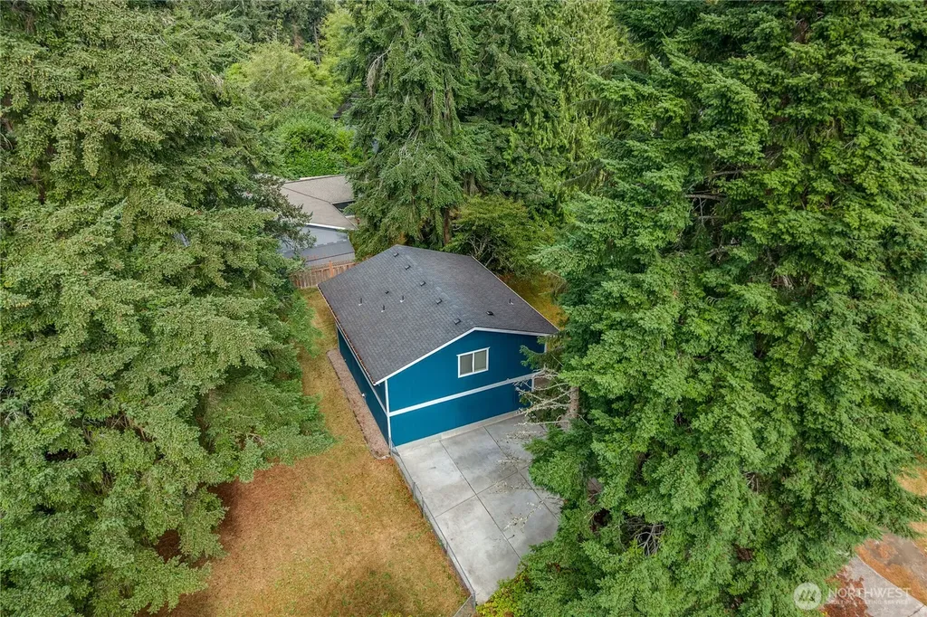 7080 E Cascade Court Port Orchard WA 98366