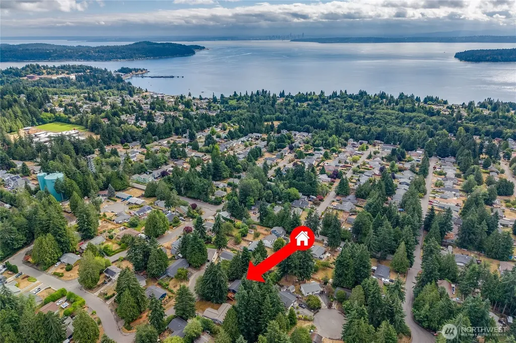 7080 E Cascade Court Port Orchard WA 98366