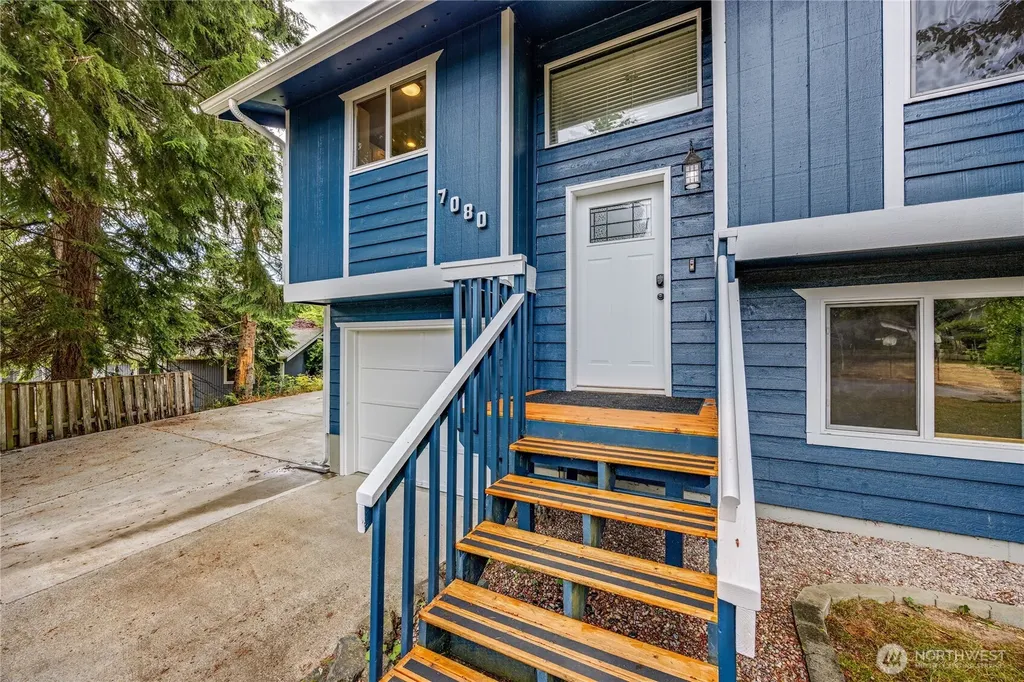 7080 E Cascade Court Port Orchard WA 98366