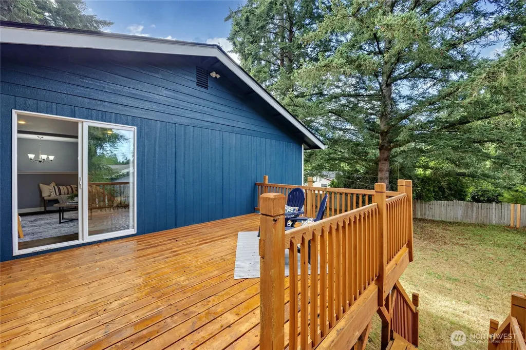 7080 E Cascade Court Port Orchard WA 98366