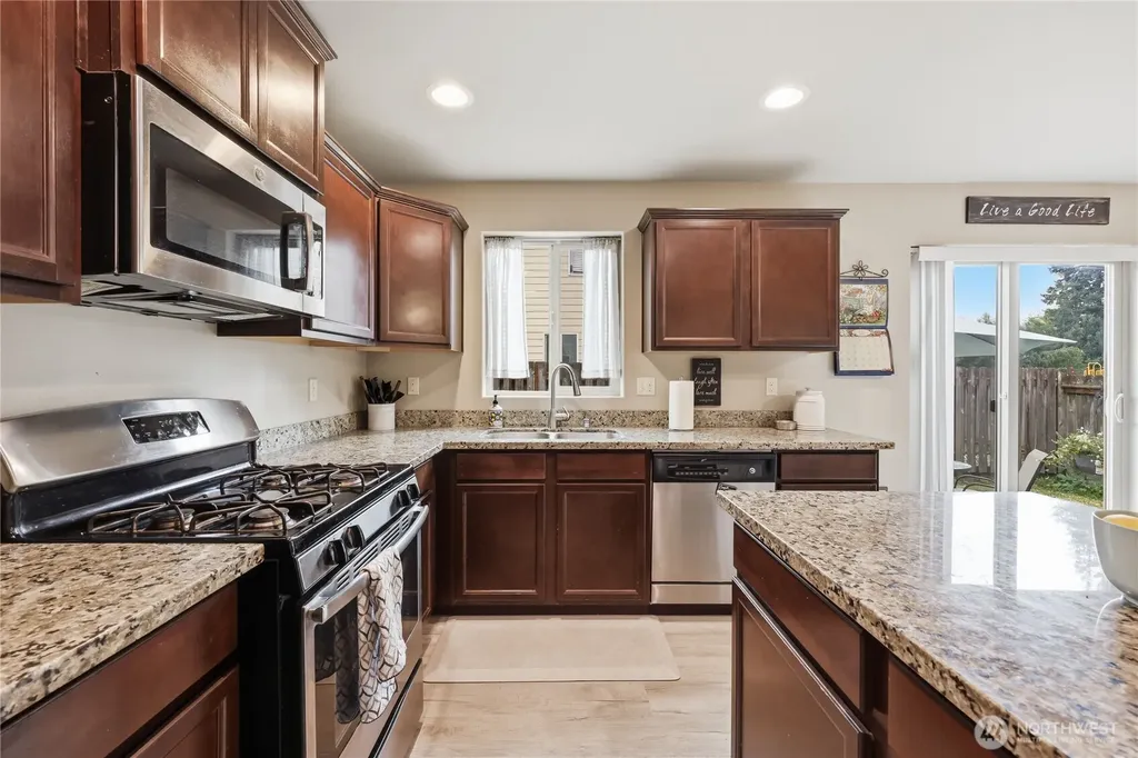 291 NE Tronson Circle Bremerton WA 98311